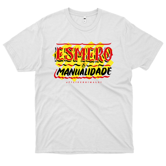 Filipe Grimaildi (Camiseta Branca) - Esmero e Manualidade