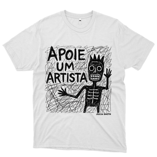 Julia Smith (Camiseta Branca) - Apoie Um Artista