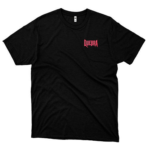 Quebra (Camiseta Preta) - Logo Peito