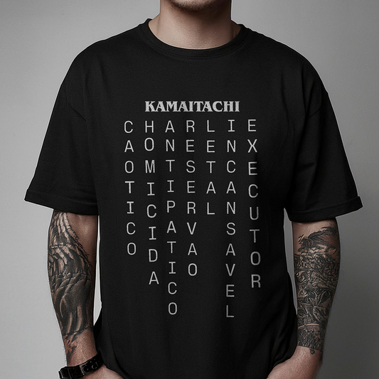 Kamaitachi (Camiseta Preta) - Charlie Caveira