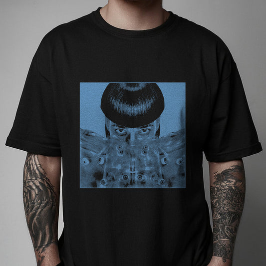 Jaloo (Camiseta Preta ) - Foto Azul